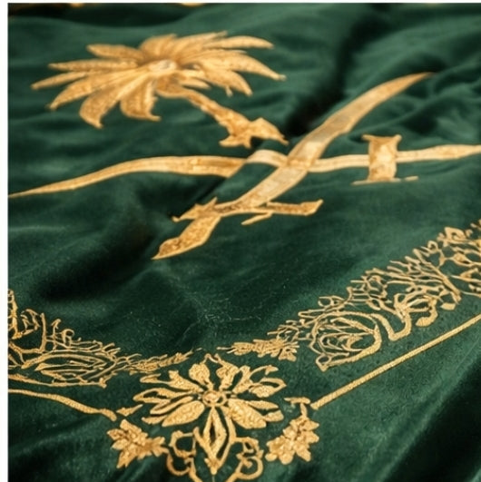 طقم السمو الملكى